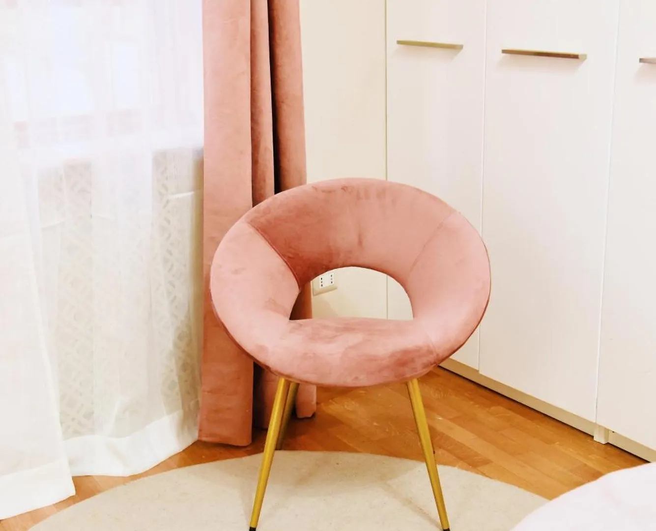 Chic And Elegant Apartment In The Heart Of Řím 0*,  Itálie