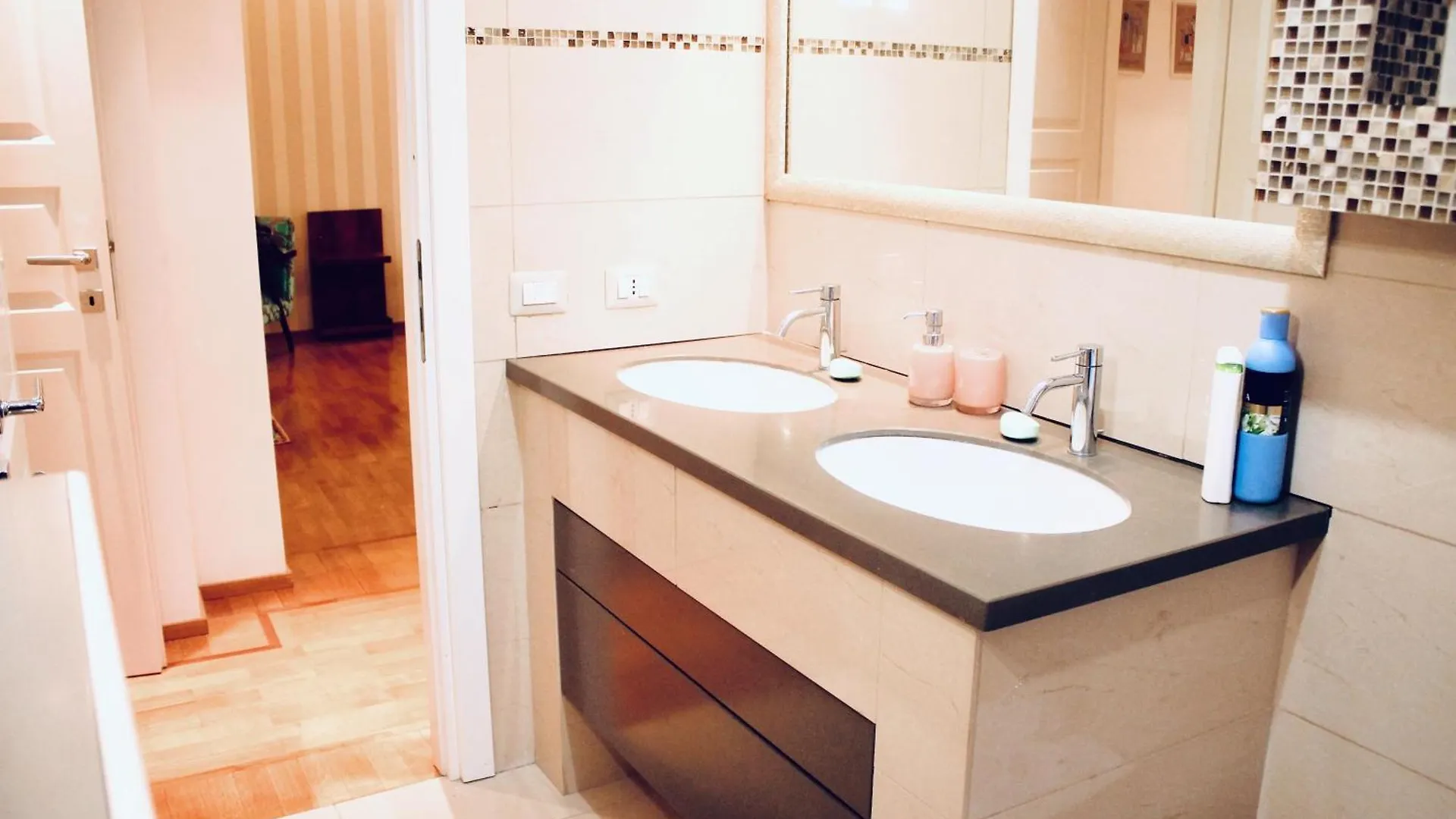Chic And Elegant Apartment In The Heart Of Řím Itálie